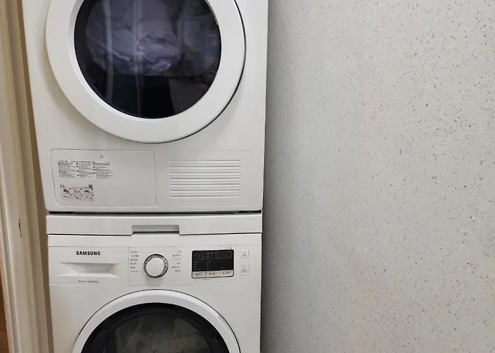 Chic 홍대 합정 한강공원 # 신축 엘리베이터 에어컨3 # 무료짐보관 # 무료주차 아파트 *