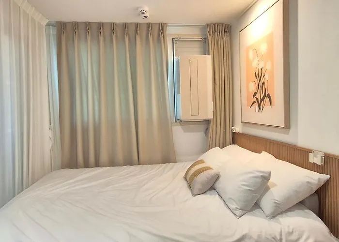 아파트 Chic 홍대 합정 한강공원 # 신축 엘리베이터 에어컨3 # 무료짐보관 # 무료주차